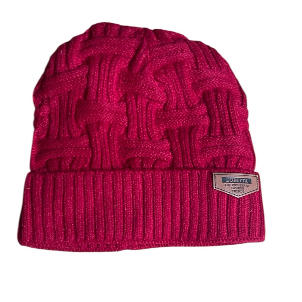 Loritta deep red cable-knit beanie hat one size plush lined leather patch NWOT